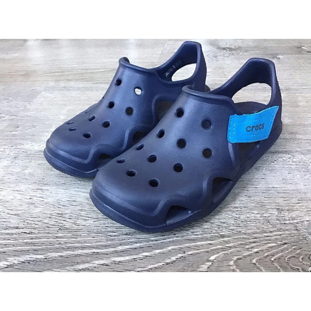 Crocs Swiftwater Wave K Kids Boys Size 1 J1 Navy Blue Water Shoes Sandals